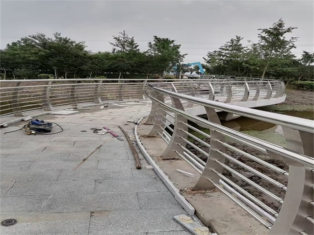 橋梁護欄 橋梁護欄